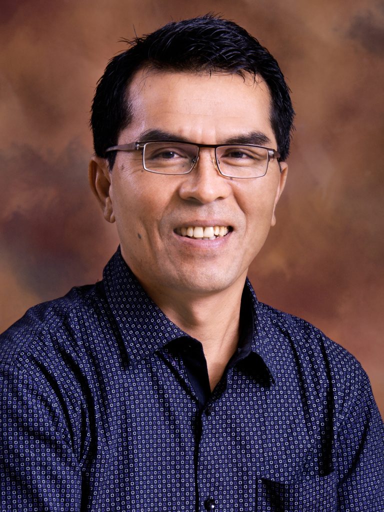 Mangadar Situmorang